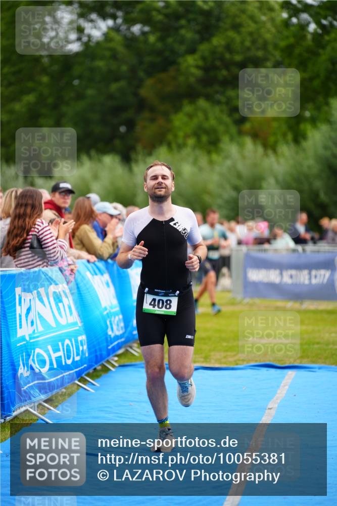 30.08.2026 - Elbe Triathlon Hamburg LAZAROV Photography http://msf.ph/oto/10055381 30.08.2026 11:03:00 Ziel 408 meine-sportfotos.de