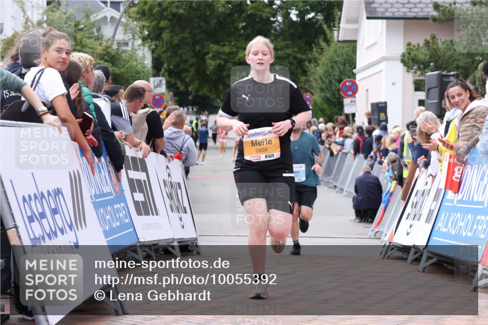 30.08.2026 - Blankeneser Heldenlauf Lena Gebhardt http://msf.ph/oto/10055392 30.08.2026 12:08:43 Ziel 2659, 2792, 4160 meine-sportfotos.de
