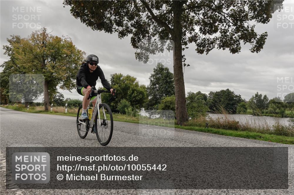 30.08.2026 - Elbe Triathlon Hamburg Michael Burmester http://msf.ph/oto/10055442 30.08.2026 11:35:05 Radfahren 1490 meine-sportfotos.de