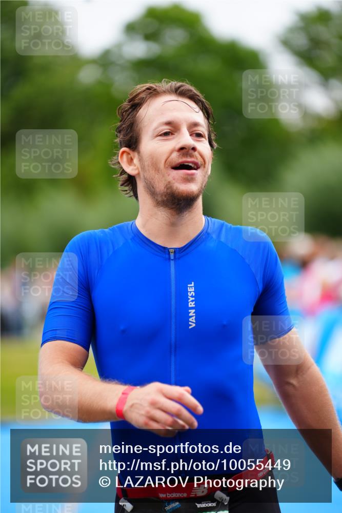 30.08.2026 - Elbe Triathlon Hamburg LAZAROV Photography http://msf.ph/oto/10055449 30.08.2026 11:03:44 Ziel 583 meine-sportfotos.de