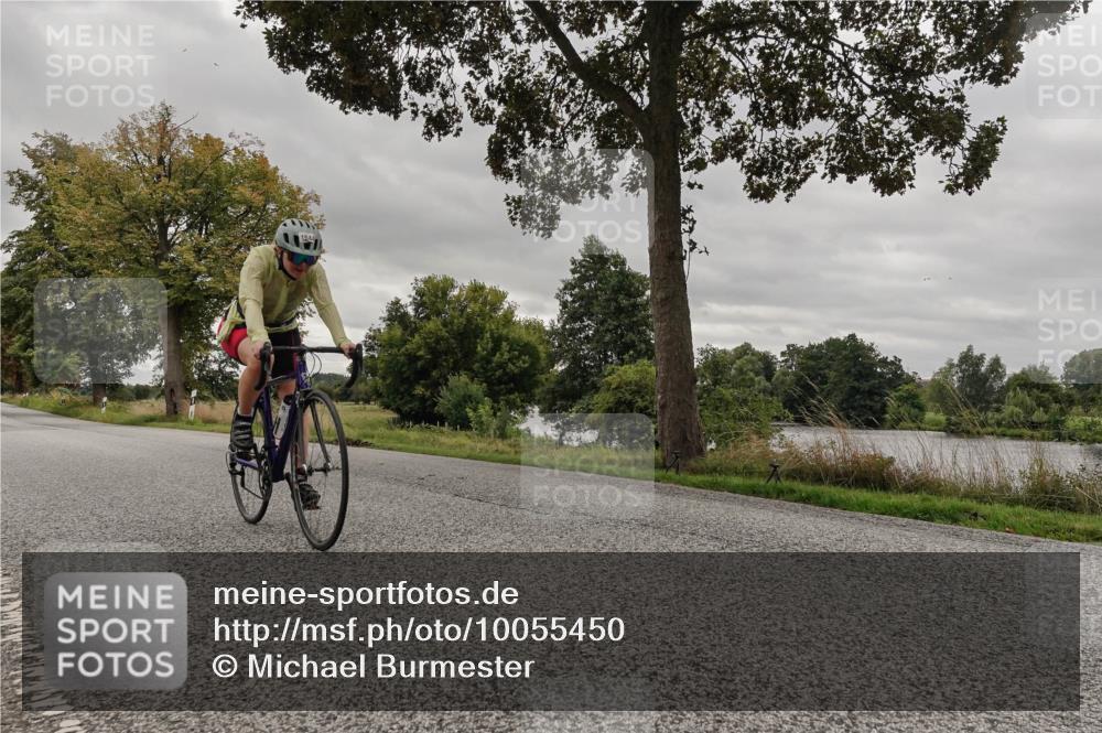 30.08.2026 - Elbe Triathlon Hamburg Michael Burmester http://msf.ph/oto/10055450 30.08.2026 11:36:08 Radfahren 1529, 1644, 1689 meine-sportfotos.de