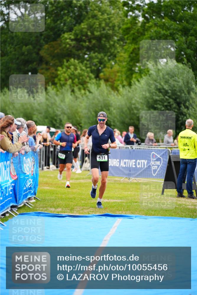 30.08.2026 - Elbe Triathlon Hamburg LAZAROV Photography http://msf.ph/oto/10055456 30.08.2026 11:03:53 Ziel 483, 531 meine-sportfotos.de