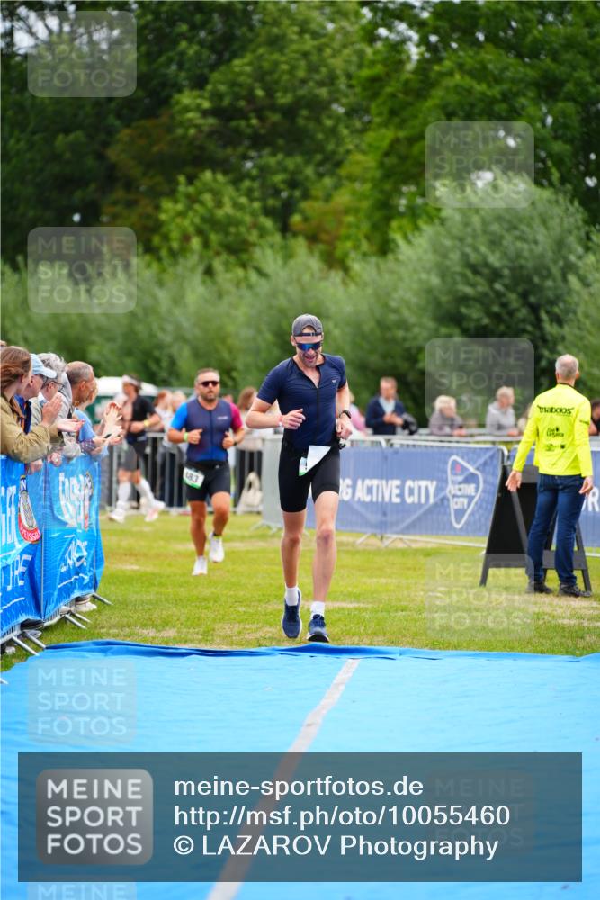 30.08.2026 - Elbe Triathlon Hamburg LAZAROV Photography http://msf.ph/oto/10055460 30.08.2026 11:03:53 Ziel 483, 531 meine-sportfotos.de