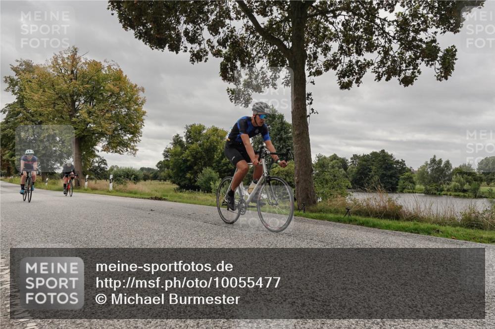 30.08.2026 - Elbe Triathlon Hamburg Michael Burmester http://msf.ph/oto/10055477 30.08.2026 11:37:00 Radfahren 804, 1377, 1534 meine-sportfotos.de