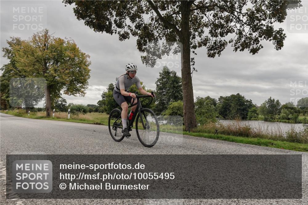 30.08.2026 - Elbe Triathlon Hamburg Michael Burmester http://msf.ph/oto/10055495 30.08.2026 11:37:54 Radfahren 1521, 1571 meine-sportfotos.de