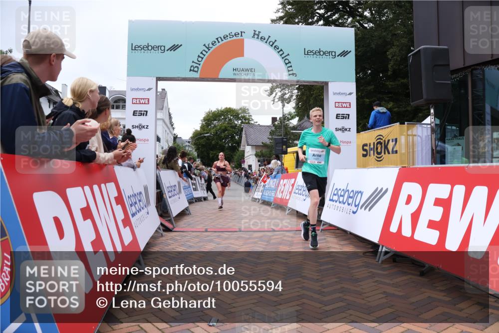 30.08.2026 - Blankeneser Heldenlauf Lena Gebhardt http://msf.ph/oto/10055594 30.08.2026 12:09:23 Ziel 2481, 2876, 4427 meine-sportfotos.de