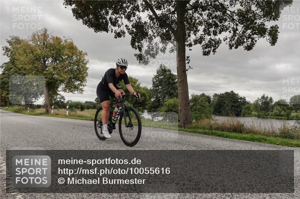 30.08.2026 - Elbe Triathlon Hamburg Michael Burmester http://msf.ph/oto/10055616 30.08.2026 11:44:18 Radfahren 1567, 1618 meine-sportfotos.de