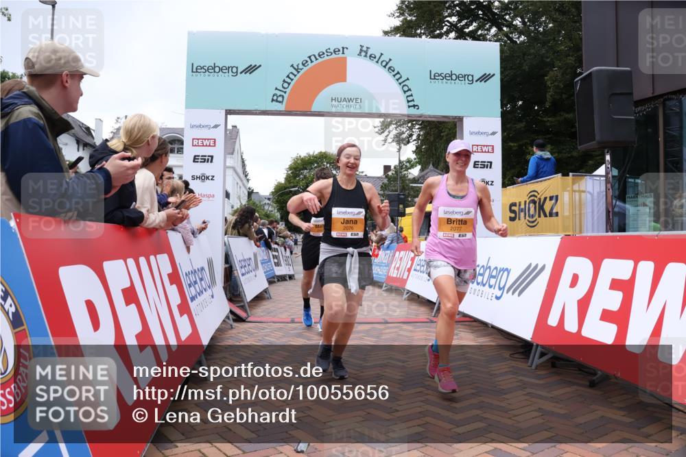 30.08.2026 - Blankeneser Heldenlauf Lena Gebhardt http://msf.ph/oto/10055656 30.08.2026 12:09:32 Ziel 2076, 2077, 2157, 2422, 2481 meine-sportfotos.de