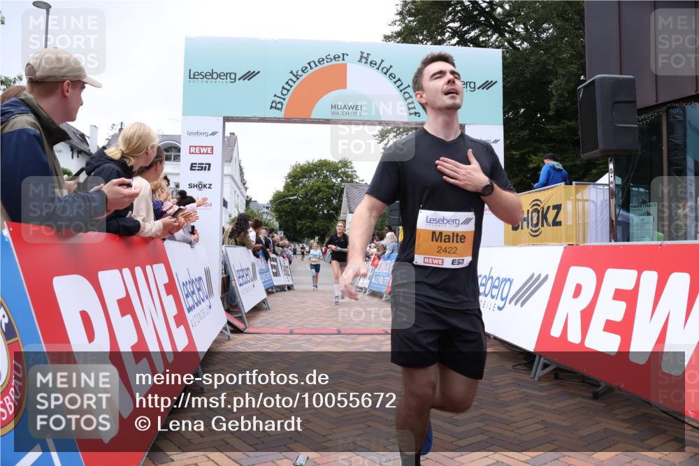 30.08.2026 - Blankeneser Heldenlauf Lena Gebhardt http://msf.ph/oto/10055672 30.08.2026 12:09:34 Ziel 2036, 2076, 2077, 2157, 2422 meine-sportfotos.de