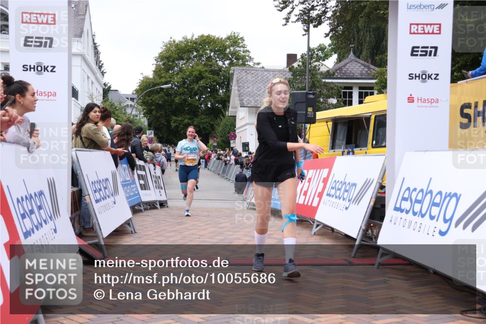 30.08.2026 - Blankeneser Heldenlauf Lena Gebhardt http://msf.ph/oto/10055686 30.08.2026 12:09:36 Ziel 2036, 2076, 2077, 2157, 2422 meine-sportfotos.de