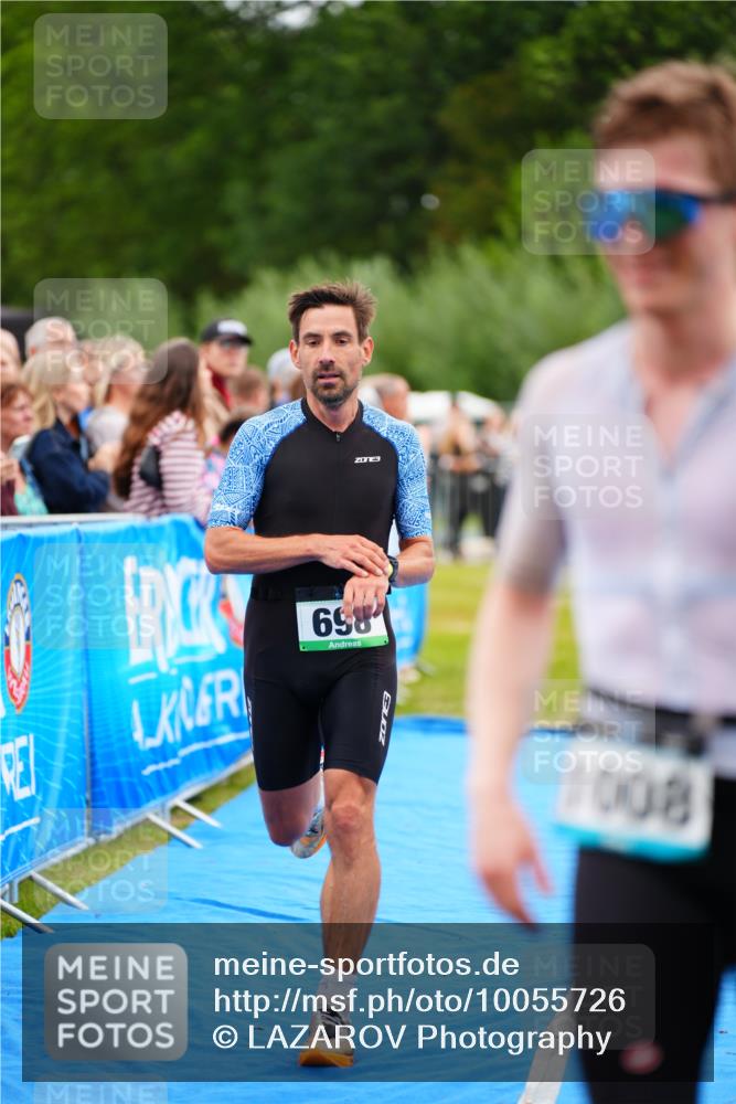 30.08.2026 - Elbe Triathlon Hamburg LAZAROV Photography http://msf.ph/oto/10055726 30.08.2026 11:05:19 Ziel 656, 698, 1008 meine-sportfotos.de