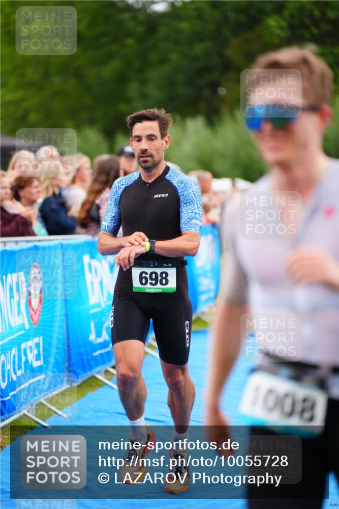 30.08.2026 - Elbe Triathlon Hamburg LAZAROV Photography http://msf.ph/oto/10055728 30.08.2026 11:05:19 Ziel 656, 698, 1008 meine-sportfotos.de