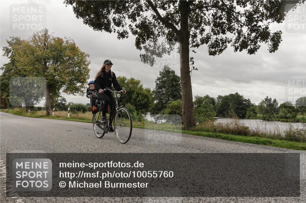 30.08.2026 - Elbe Triathlon Hamburg Michael Burmester http://msf.ph/oto/10055760 30.08.2026 12:02:36 Radfahren  meine-sportfotos.de