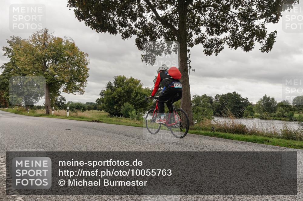 30.08.2026 - Elbe Triathlon Hamburg Michael Burmester http://msf.ph/oto/10055763 30.08.2026 12:03:32 Radfahren  meine-sportfotos.de