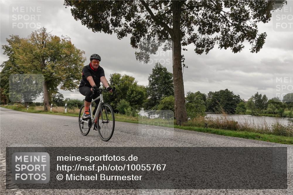 30.08.2026 - Elbe Triathlon Hamburg Michael Burmester http://msf.ph/oto/10055767 30.08.2026 12:08:53 Radfahren 1683 meine-sportfotos.de