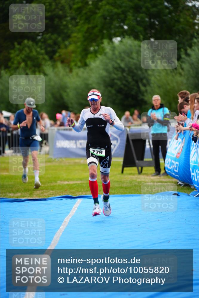 30.08.2026 - Elbe Triathlon Hamburg LAZAROV Photography http://msf.ph/oto/10055820 30.08.2026 11:06:02 Ziel 431, 671, 779 meine-sportfotos.de