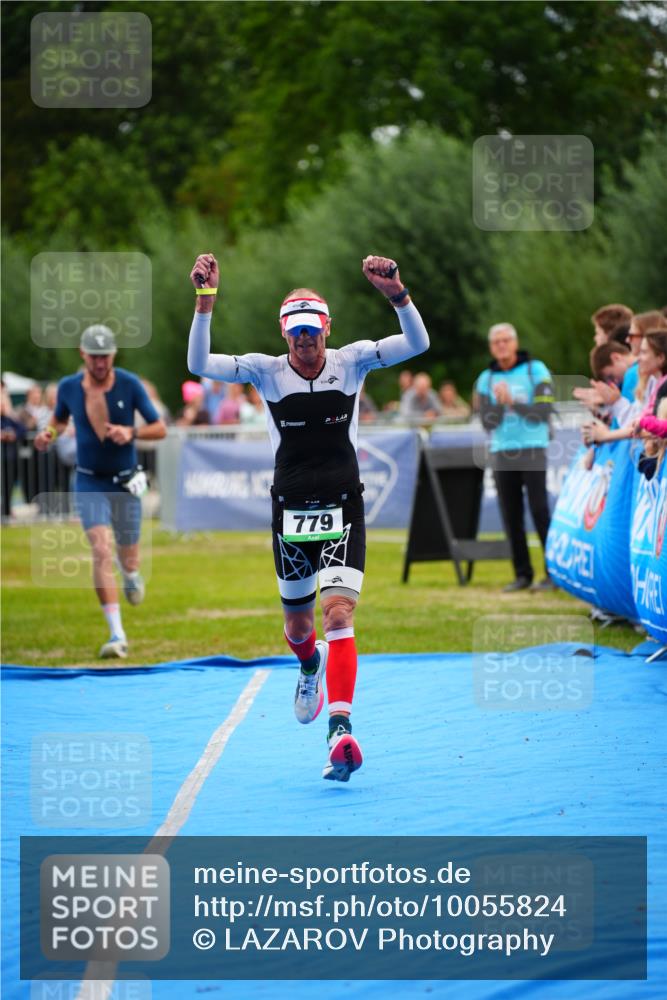 30.08.2026 - Elbe Triathlon Hamburg LAZAROV Photography http://msf.ph/oto/10055824 30.08.2026 11:06:02 Ziel 431, 671, 779 meine-sportfotos.de