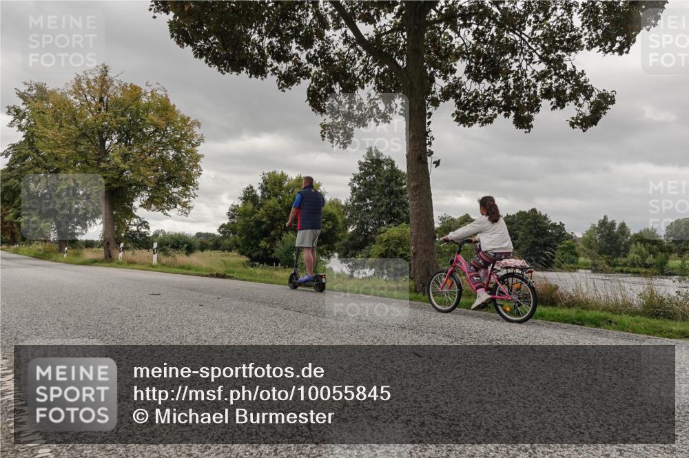 30.08.2026 - Elbe Triathlon Hamburg Michael Burmester http://msf.ph/oto/10055845 30.08.2026 12:18:45 Radfahren  meine-sportfotos.de
