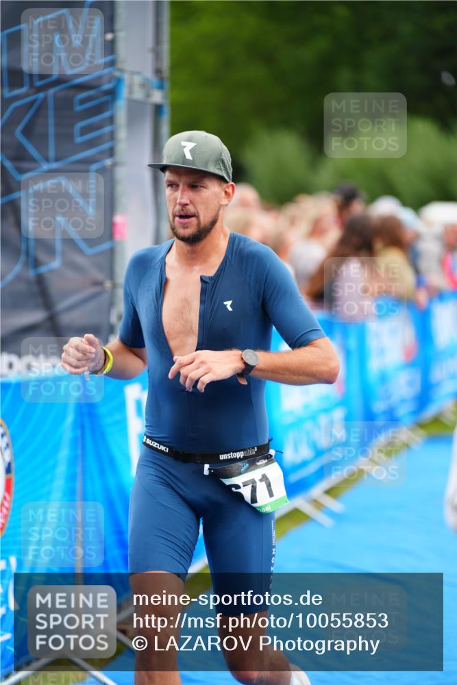 30.08.2026 - Elbe Triathlon Hamburg LAZAROV Photography http://msf.ph/oto/10055853 30.08.2026 11:06:06 Ziel 671, 779 meine-sportfotos.de