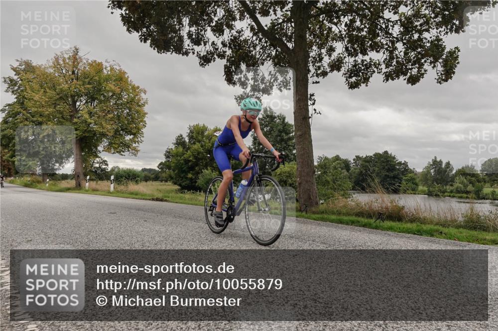 30.08.2026 - Elbe Triathlon Hamburg Michael Burmester http://msf.ph/oto/10055879 30.08.2026 12:26:26 Radfahren 1727, 1733, 1765 meine-sportfotos.de