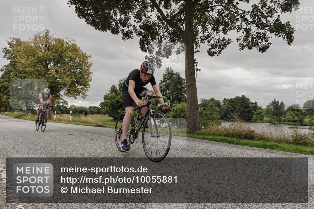 30.08.2026 - Elbe Triathlon Hamburg Michael Burmester http://msf.ph/oto/10055881 30.08.2026 12:26:30 Radfahren 1727, 1733 meine-sportfotos.de