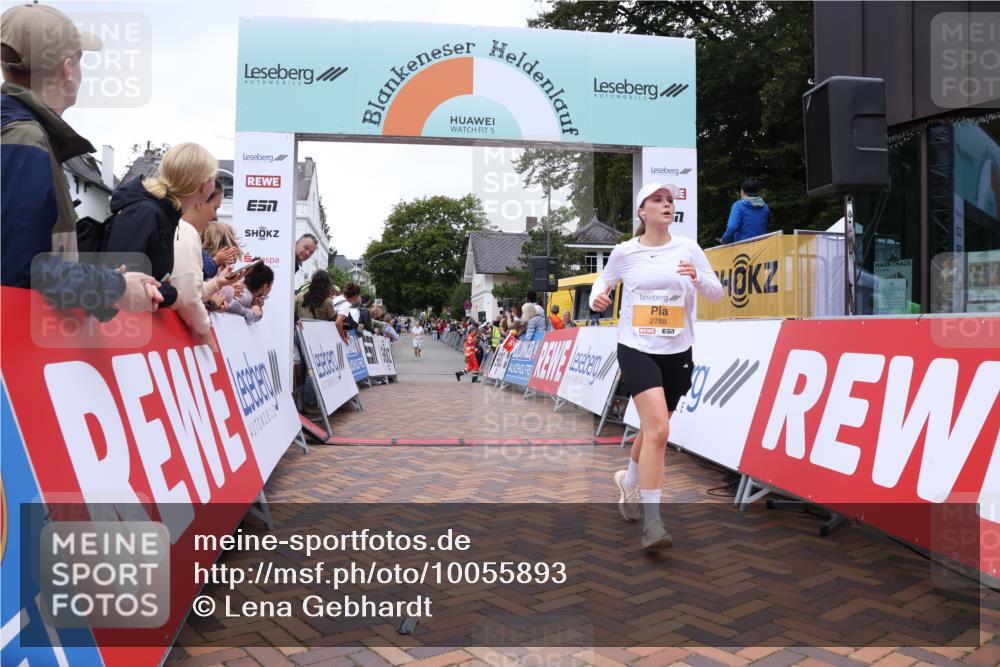 30.08.2026 - Blankeneser Heldenlauf Lena Gebhardt http://msf.ph/oto/10055893 30.08.2026 12:10:00 Ziel 2096, 2340, 2788, 4259 meine-sportfotos.de