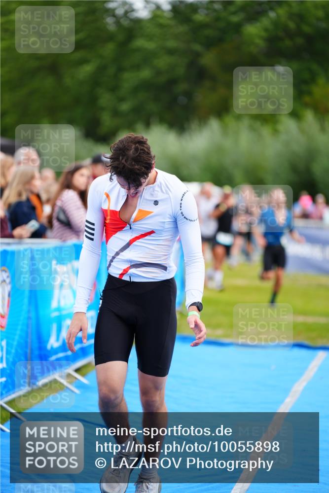 30.08.2026 - Elbe Triathlon Hamburg LAZAROV Photography http://msf.ph/oto/10055898 30.08.2026 11:06:27 Ziel 425, 482, 628 meine-sportfotos.de