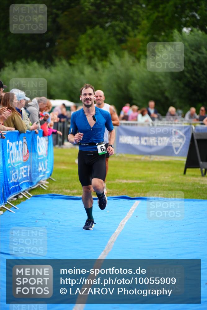 30.08.2026 - Elbe Triathlon Hamburg LAZAROV Photography http://msf.ph/oto/10055909 30.08.2026 11:06:31 Ziel 482, 628, 675 meine-sportfotos.de
