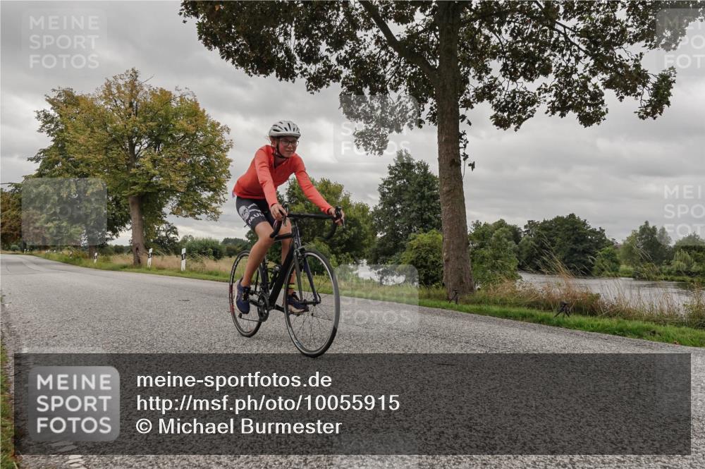 30.08.2026 - Elbe Triathlon Hamburg Michael Burmester http://msf.ph/oto/10055915 30.08.2026 12:29:49 Radfahren 1753 meine-sportfotos.de