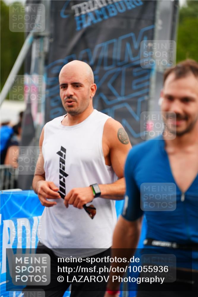 30.08.2026 - Elbe Triathlon Hamburg LAZAROV Photography http://msf.ph/oto/10055936 30.08.2026 11:06:35 Ziel 482, 628, 675, 1067 meine-sportfotos.de