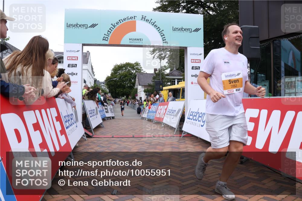 30.08.2026 - Blankeneser Heldenlauf Lena Gebhardt http://msf.ph/oto/10055951 30.08.2026 12:10:12 Ziel 2052, 4341 meine-sportfotos.de