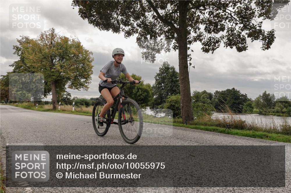 30.08.2026 - Elbe Triathlon Hamburg Michael Burmester http://msf.ph/oto/10055975 30.08.2026 12:41:19 Radfahren 1766 meine-sportfotos.de