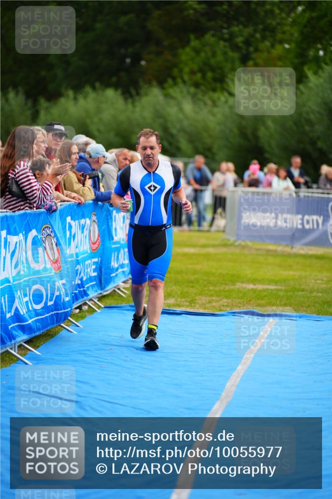30.08.2026 - Elbe Triathlon Hamburg LAZAROV Photography http://msf.ph/oto/10055977 30.08.2026 11:06:50 Ziel 289 meine-sportfotos.de