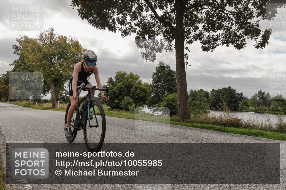 30.08.2026 - Elbe Triathlon Hamburg Michael Burmester http://msf.ph/oto/10055985 30.08.2026 12:41:54 Radfahren 1806 meine-sportfotos.de