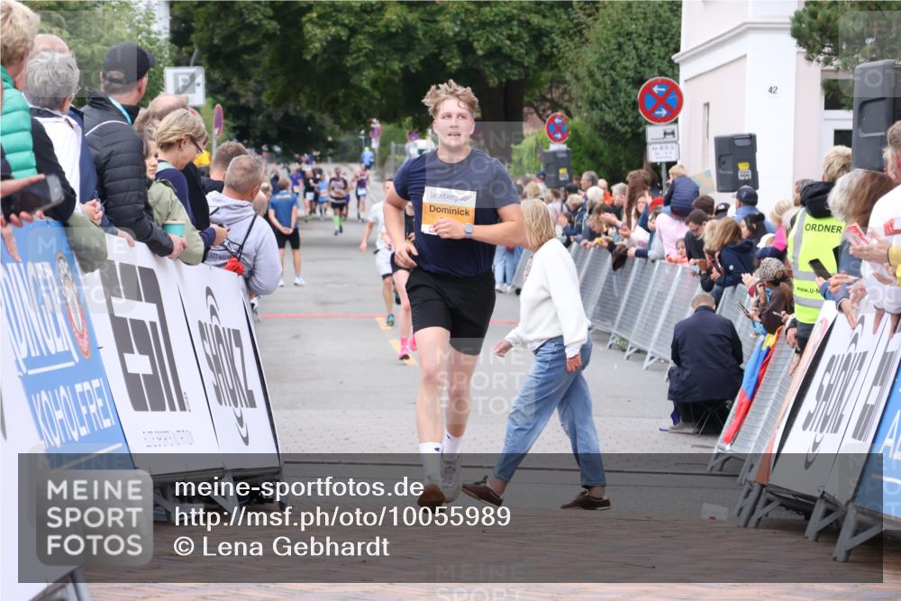 30.08.2026 - Blankeneser Heldenlauf Lena Gebhardt http://msf.ph/oto/10055989 30.08.2026 12:10:24 Ziel 2224, 4341 meine-sportfotos.de