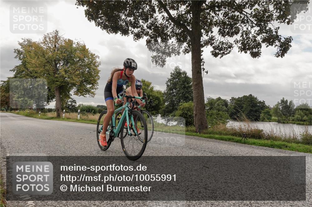 30.08.2026 - Elbe Triathlon Hamburg Michael Burmester http://msf.ph/oto/10055991 30.08.2026 12:42:21 Radfahren 1812, 1816 meine-sportfotos.de