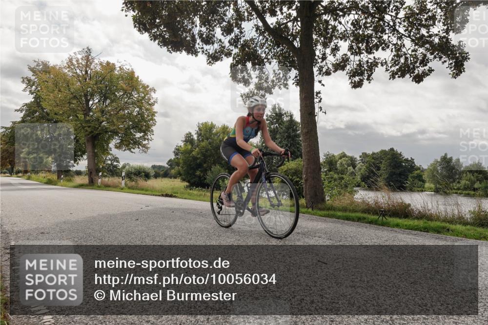 30.08.2026 - Elbe Triathlon Hamburg Michael Burmester http://msf.ph/oto/10056034 30.08.2026 12:46:34 Radfahren 1815 meine-sportfotos.de