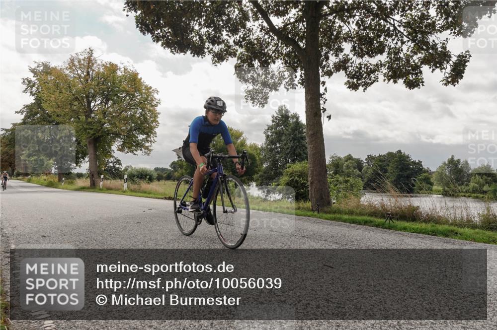 30.08.2026 - Elbe Triathlon Hamburg Michael Burmester http://msf.ph/oto/10056039 30.08.2026 12:47:38 Radfahren 1777, 1782 meine-sportfotos.de