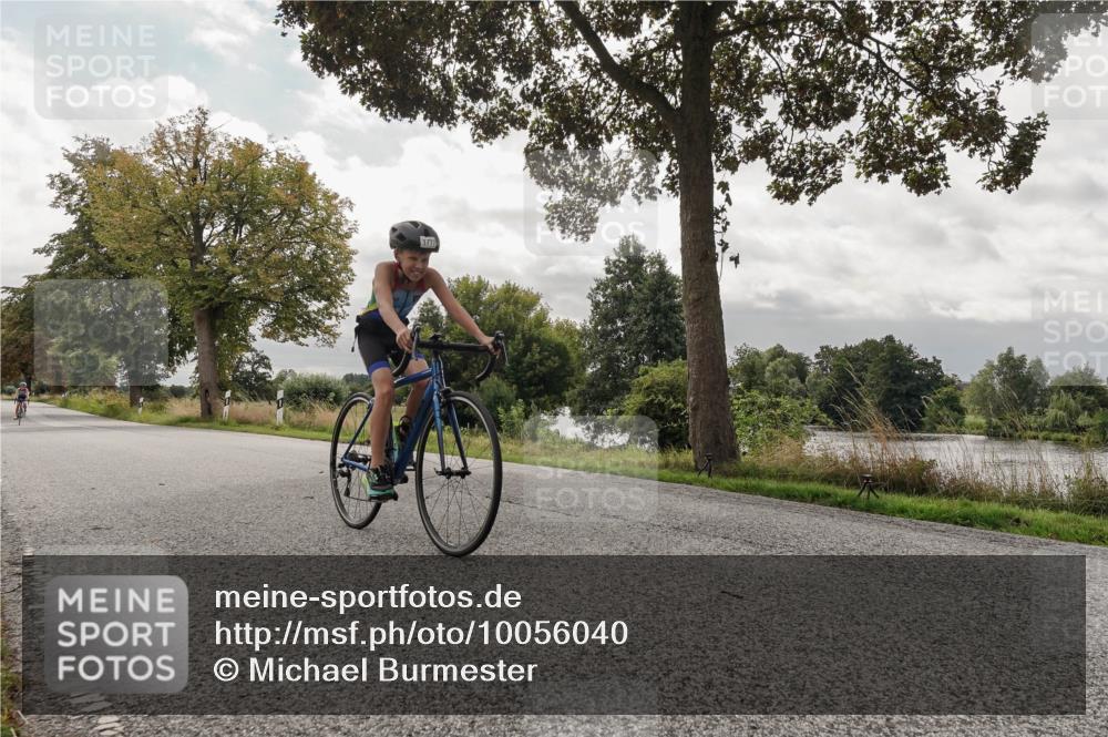 30.08.2026 - Elbe Triathlon Hamburg Michael Burmester http://msf.ph/oto/10056040 30.08.2026 12:47:43 Radfahren 1777, 1778 meine-sportfotos.de