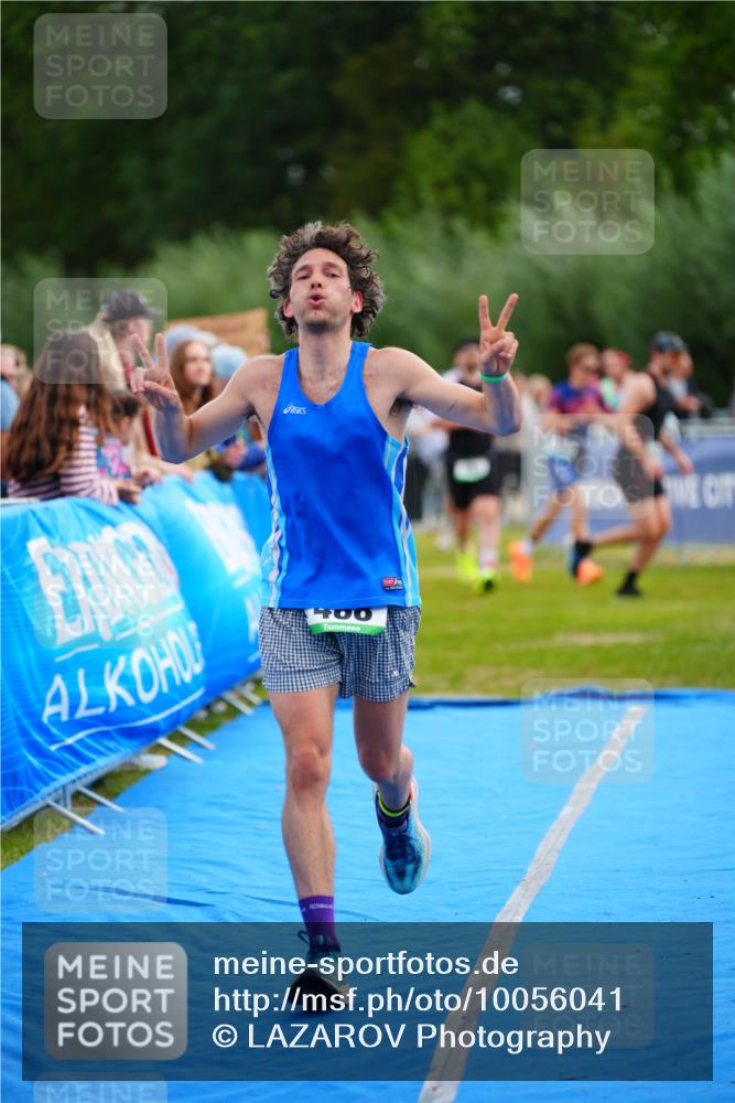 30.08.2026 - Elbe Triathlon Hamburg LAZAROV Photography http://msf.ph/oto/10056041 30.08.2026 11:07:23 Ziel 488, 495, 1024 meine-sportfotos.de