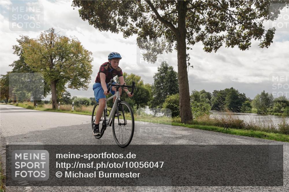 30.08.2026 - Elbe Triathlon Hamburg Michael Burmester http://msf.ph/oto/10056047 30.08.2026 12:48:08 Radfahren 1800 meine-sportfotos.de