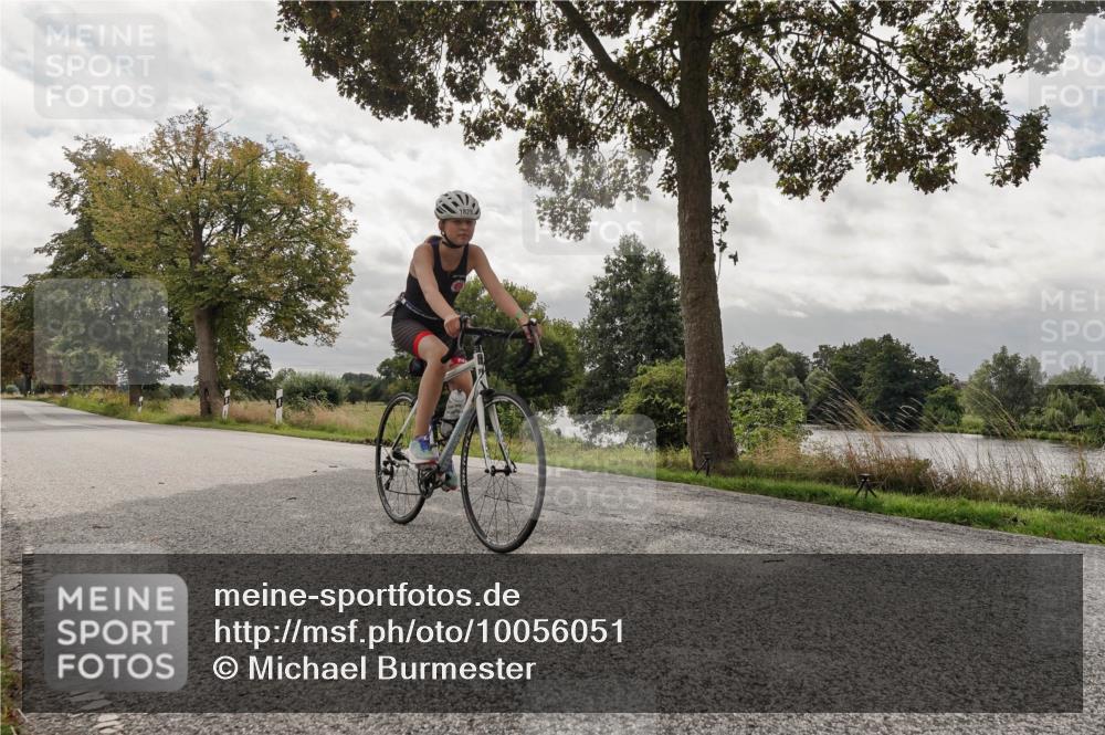 30.08.2026 - Elbe Triathlon Hamburg Michael Burmester http://msf.ph/oto/10056051 30.08.2026 12:49:01 Radfahren 1828 meine-sportfotos.de
