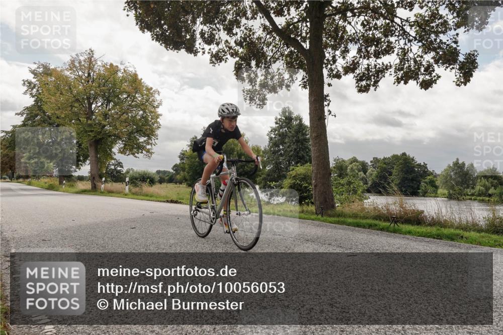 30.08.2026 - Elbe Triathlon Hamburg Michael Burmester http://msf.ph/oto/10056053 30.08.2026 12:49:31 Radfahren 1784 meine-sportfotos.de