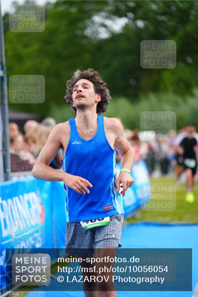 30.08.2026 - Elbe Triathlon Hamburg LAZAROV Photography http://msf.ph/oto/10056054 30.08.2026 11:07:24 Ziel 488, 495 meine-sportfotos.de