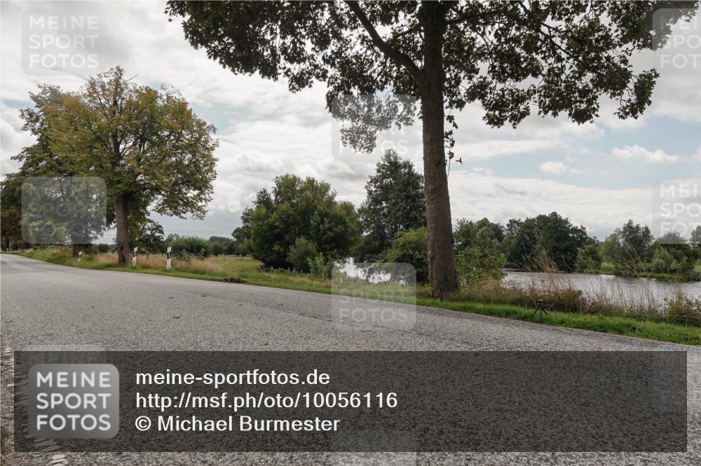 30.08.2026 - Elbe Triathlon Hamburg Michael Burmester http://msf.ph/oto/10056116 30.08.2026 13:00:40 Radfahren  meine-sportfotos.de