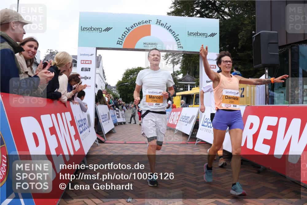 30.08.2026 - Blankeneser Heldenlauf Lena Gebhardt http://msf.ph/oto/10056126 30.08.2026 12:10:38 Ziel 2081, 2082, 2128, 2822, 4350 meine-sportfotos.de