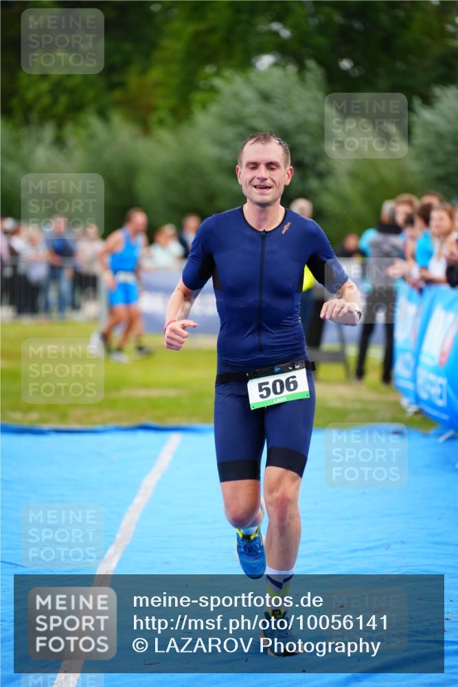 30.08.2026 - Elbe Triathlon Hamburg LAZAROV Photography http://msf.ph/oto/10056141 30.08.2026 11:08:23 Ziel 506, 790 meine-sportfotos.de