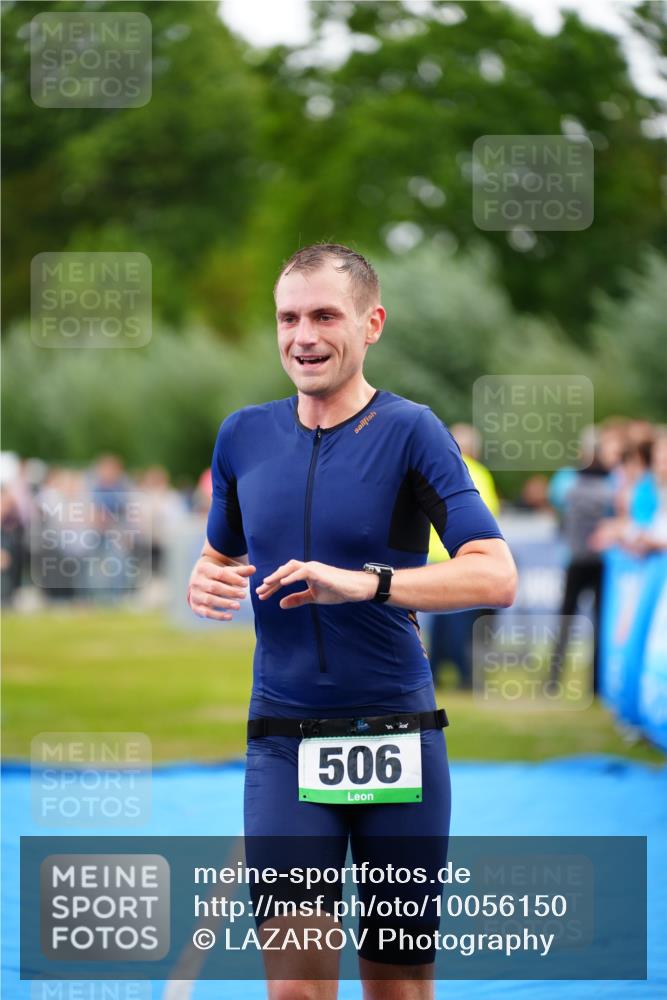 30.08.2026 - Elbe Triathlon Hamburg LAZAROV Photography http://msf.ph/oto/10056150 30.08.2026 11:08:23 Ziel 506, 790 meine-sportfotos.de