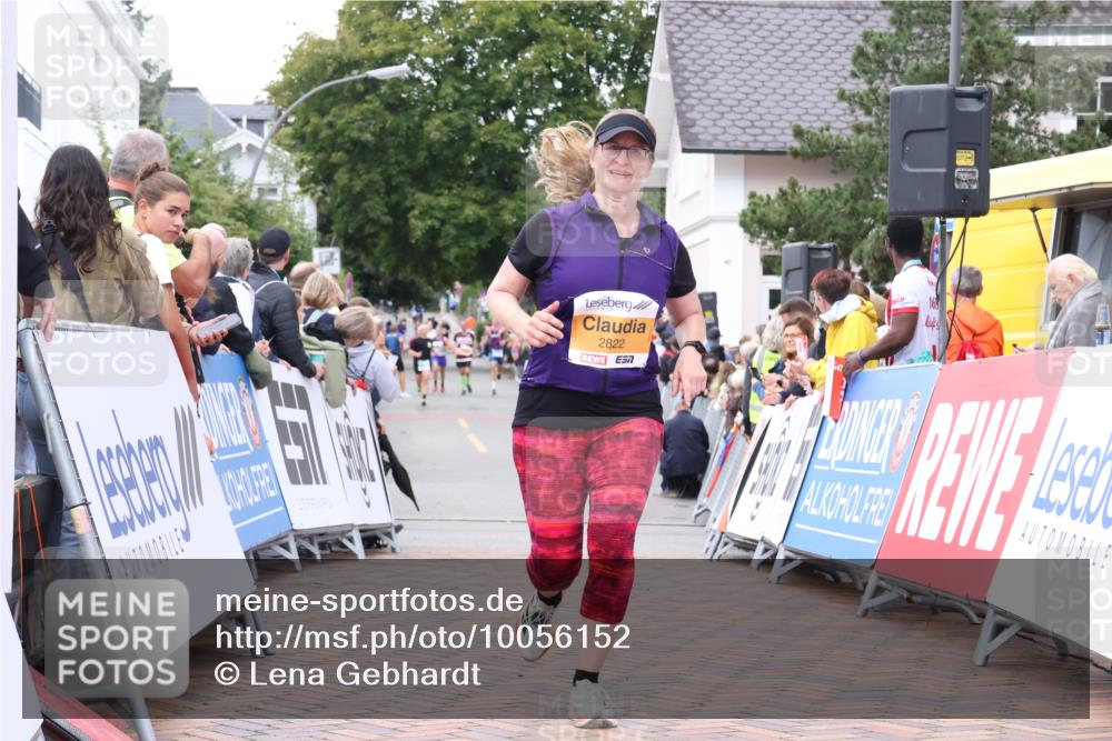 30.08.2026 - Blankeneser Heldenlauf Lena Gebhardt http://msf.ph/oto/10056152 30.08.2026 12:10:40 Ziel 2081, 2082, 2128, 2822, 4350 meine-sportfotos.de