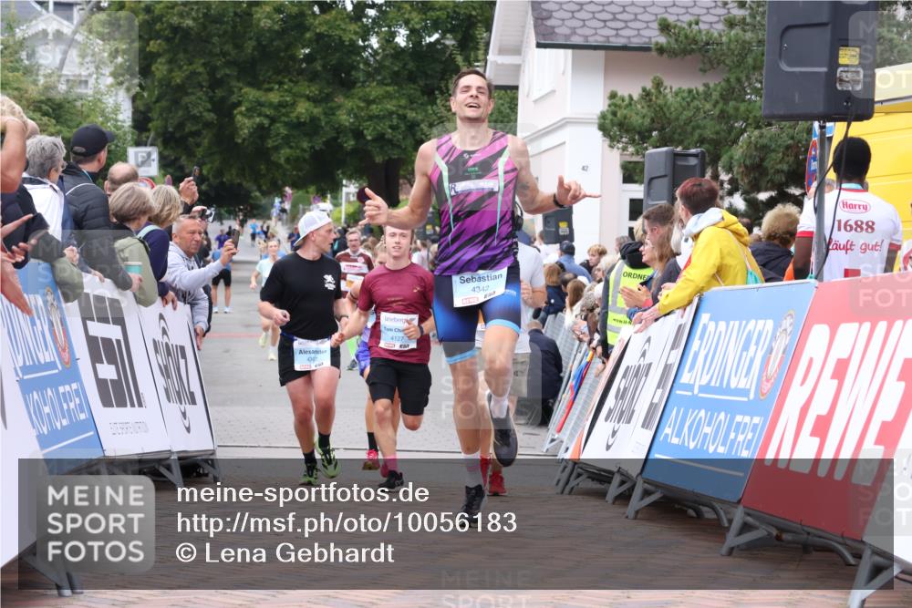 30.08.2026 - Blankeneser Heldenlauf Lena Gebhardt http://msf.ph/oto/10056183 30.08.2026 12:10:50 Ziel 2051, 4127, 4137, 4342, 4367 meine-sportfotos.de
